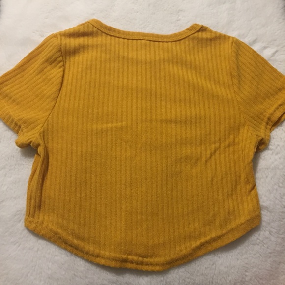 SHEIN Cropped Rib T Shirt NWOT - Picture 2 of 2